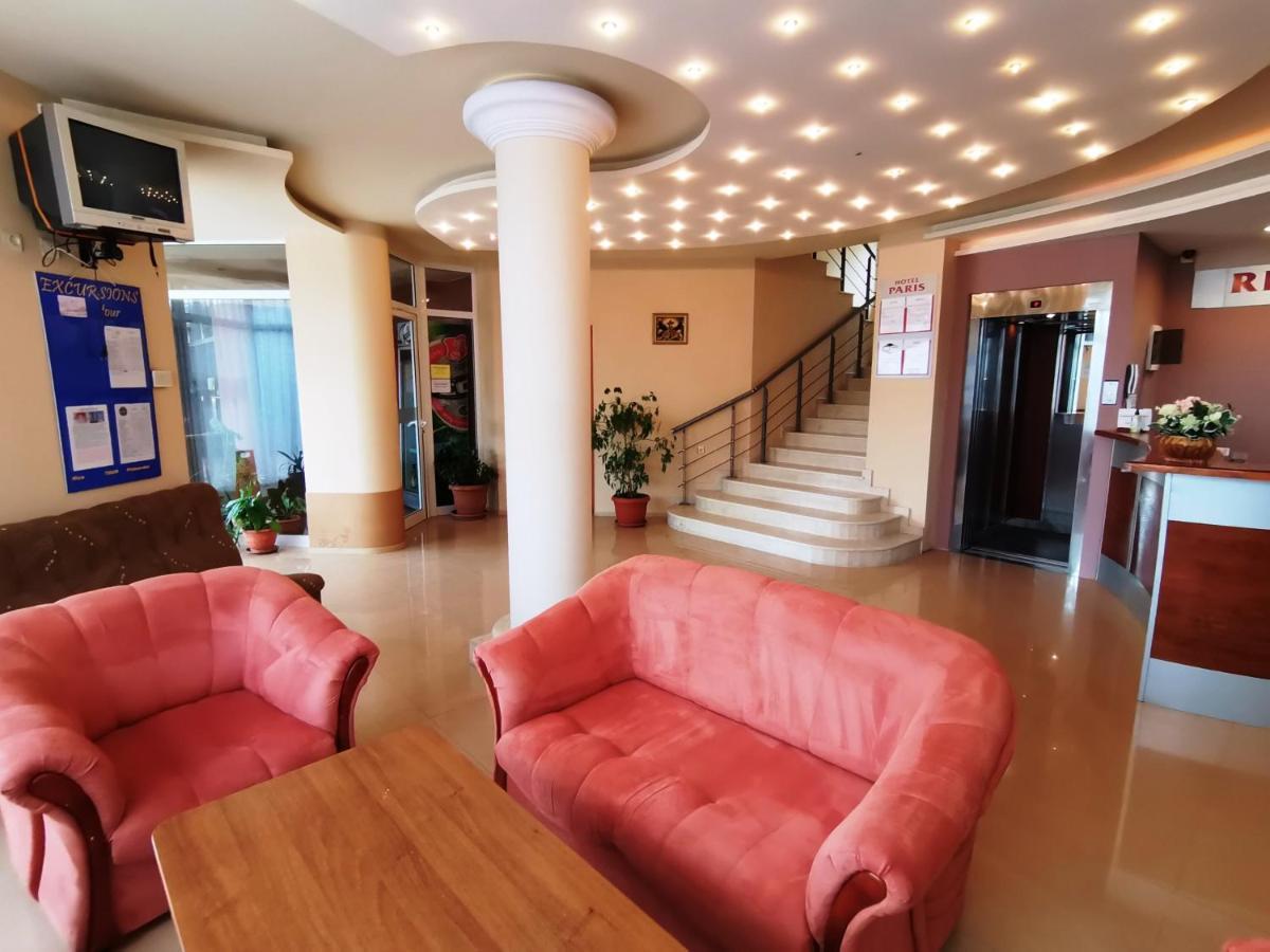 Paris Hotel Balčik Exteriér fotografie
